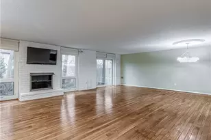 2675 Warrensville Center Rd, Huber Heights, OH 44122 - Photo 9