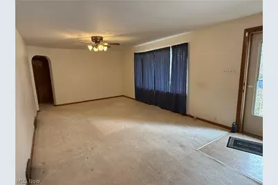 329 N Forest Avenue, Steubenville, OH 43952 - Photo 7