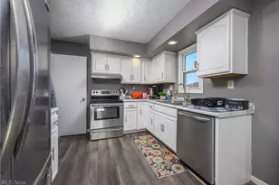 131 E Mill St, Gnadenhutten, OH 44629 - Photo 11