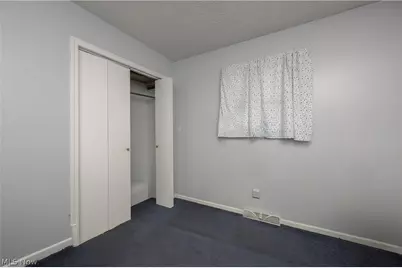 131 E Mill Street, Gnadenhutten, OH 44629 - Photo 15