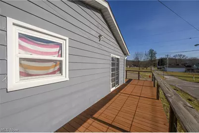 131 E Mill Street, Gnadenhutten, OH 44629 - Photo 5