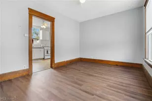 558 Nash St, Akron, OH 44306 - Photo 7