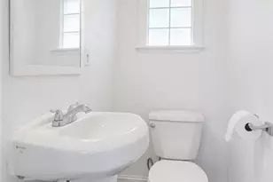 558 Nash St, Akron, OH 44306 - Photo 15