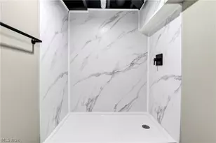 6672 Cleveland Rd, Ravenna, OH 44266 - Photo 27