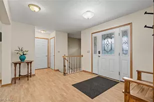 374 Spring Grove Dr, Tallmadge, OH 44278 - Photo 3