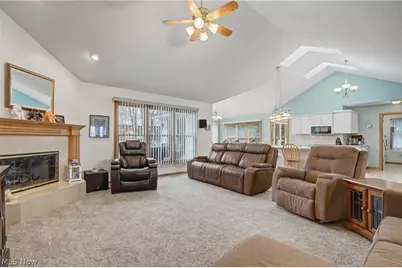 374 Spring Grove Drive, Tallmadge, OH 44278 - Photo 7