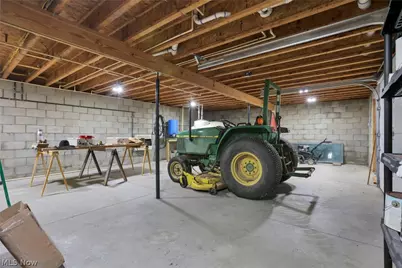 18010 Winterset Lane, Lore City, OH 43755 - Photo 17