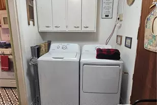 653 E McConnel Ave, McConnelsville, OH 43756 - Photo 13