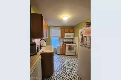 653 E McConnel Avenue, McConnelsville, OH 43756 - Photo 9