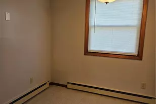 525 S Marion Ave, Louisville, OH 44641 - Photo 5