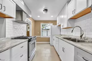 13514 Bennington Ave, Loveland, OH 44135 - Photo 7