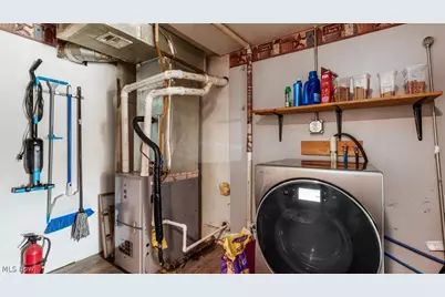 97 E King Street, Zanesville, OH 43701 - Photo 21