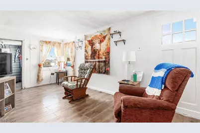 97 E King Street, Zanesville, OH 43701 - Photo 13