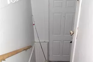 52 E Earle Ave, Youngstown, OH 44507 - Photo 5