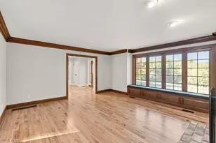 2097 Albertson Pkwy, Cuyahoga Falls, OH 44223 - Photo 15