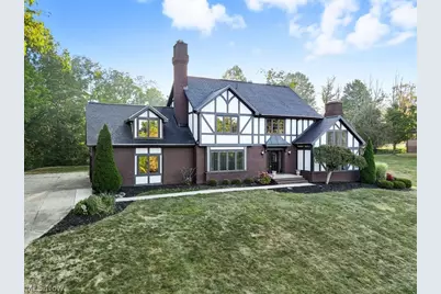 2097 Albertson Parkway, Cuyahoga Falls, OH 44223 - Photo 3