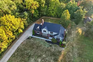 2097 Albertson Pkwy, Cuyahoga Falls, OH 44223 - Photo 7