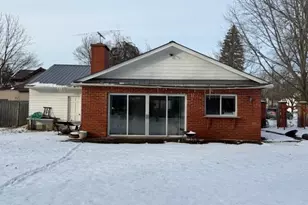 152 E Main St, New London, OH 44851 - Photo 9