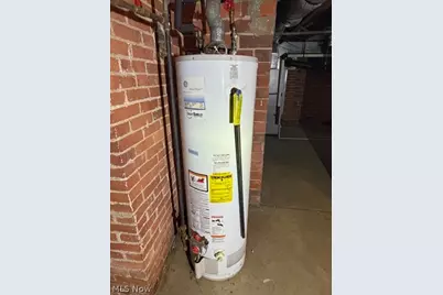 152 E Main Street, New London, OH 44851 - Photo 41