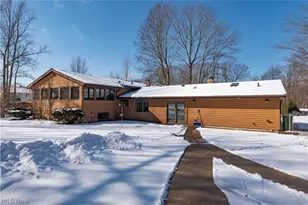 9735 Deerfield Pl, Kirtland, OH 44094 - Photo 47