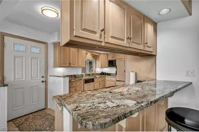 347 Dorwil Drive, Akron, OH 44319 - Photo 17