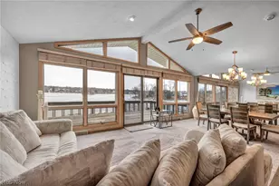 347 Dorwil Dr, Akron, OH 44319 - Photo 13