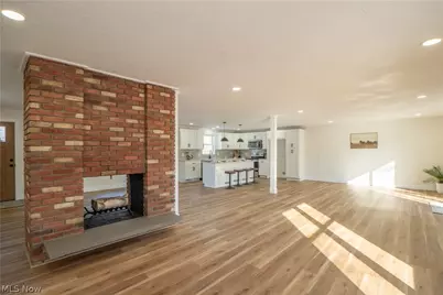 590 Eleanora Drive, Cuyahoga Falls, OH 44223 - Photo 5