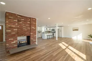 590 Eleanora Dr, Cuyahoga Falls, OH 44223 - Photo 5