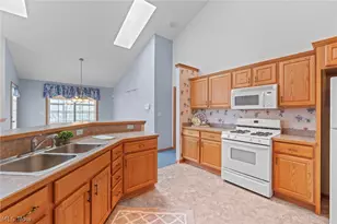 3489 Cobblestone Ln, Cuyahoga Falls, OH 44223 - Photo 15