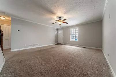 8708 Wakefield Run, North Ridgeville, OH 44039 - Photo 5