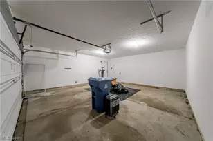 8708 Wakefield Run, North Ridgeville, OH 44039 - Photo 39