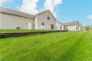 8708 Wakefield Run, North Ridgeville, OH 44039 - Photo 39