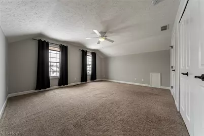 8708 Wakefield Run, North Ridgeville, OH 44039 - Photo 27