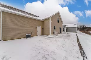 8708 Wakefield Run, North Ridgeville, OH 44039 - Photo 41