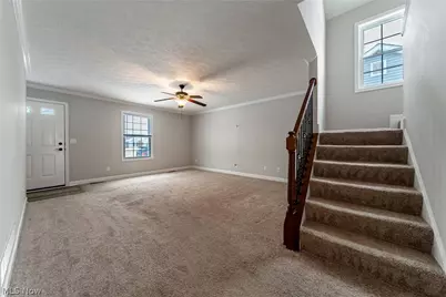 8708 Wakefield Run, North Ridgeville, OH 44039 - Photo 7