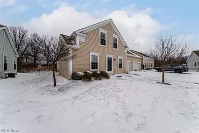 8708 Wakefield Run, North Ridgeville, OH 44039 - Photo 3