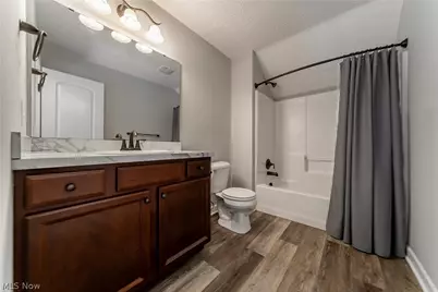 8708 Wakefield Run, North Ridgeville, OH 44039 - Photo 29