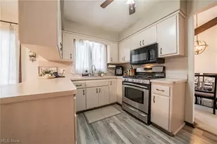 1205 Tulip Ct, Brunswick, OH 44212 - Photo 7