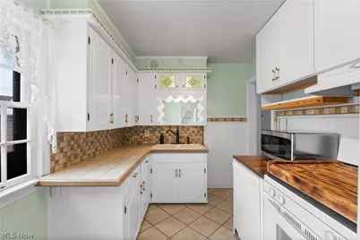 42 Woolf Avenue, Akron, OH 44312 - Photo 11