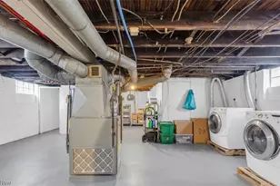 3998 E 54th St, Newburgh Heights, OH 44105 - Photo 19