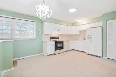 271 Manor Avenue NW, Canton, OH 44708 - Photo 13