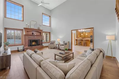 24235 Ridge Road, East Rochester, OH 44625 - Photo 3