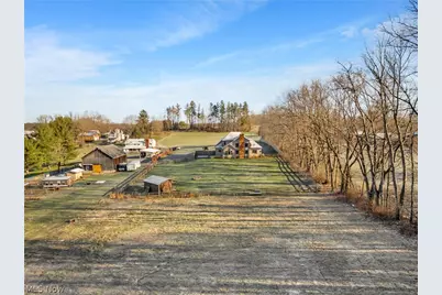 24235 Ridge Road, East Rochester, OH 44625 - Photo 23