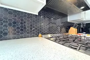 9309 Garfield Blvd, Loveland, OH 44125 - Photo 15