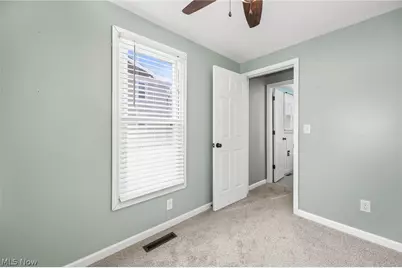 242 E Walnut Street, Wadsworth, OH 44281 - Photo 15
