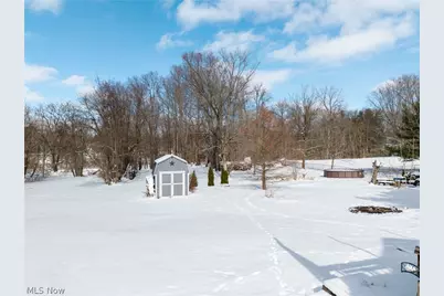 242 E Walnut Street, Wadsworth, OH 44281 - Photo 3