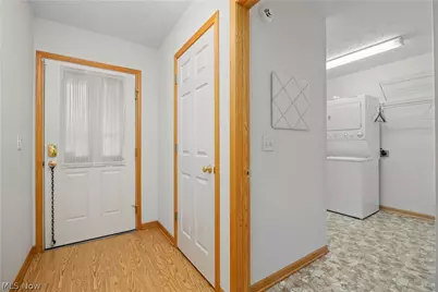 315 W Glen, Elyria, OH 44035 - Photo 3