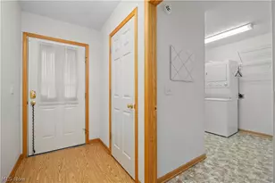 315 W Glen, Elyria, OH 44035 - Photo 3