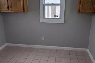 19450 McCracken Rd, Maple Heights, OH 44137 - Photo 7