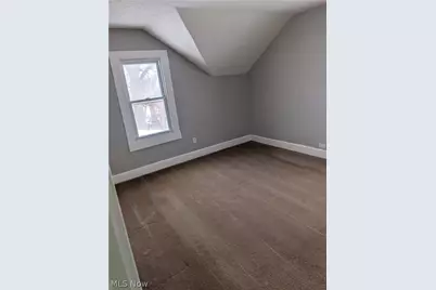 19450 McCracken Road, Maple Heights, OH 44137 - Photo 9